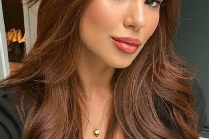 Riley, 39, a chestnut brown-eyed latina companion based in London. Offering Erotic Massage, Deep French Kissing, Prostate Massage. Available for incall and o...