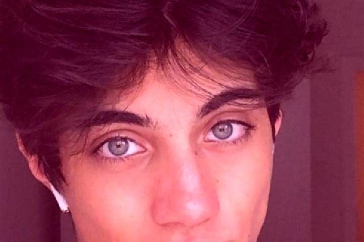 Riley, 39, a chestnut green-eyed caucasian companion based in Soundougoutou. Offering Roleplay, Deep French Kissing, Travel Companion, Party Girl, Couples. A...