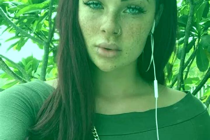 Riley, 39, a red green-eyed mediterranean companion based in Hectorville. Offering Striptease, Tantra. Available for incall and outcall, overnight bookings a...