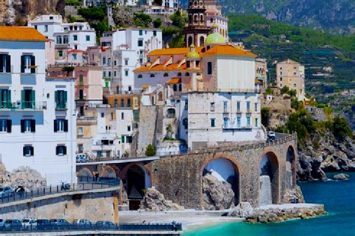 Riley, 39 — Escort in Crocetta, Italy