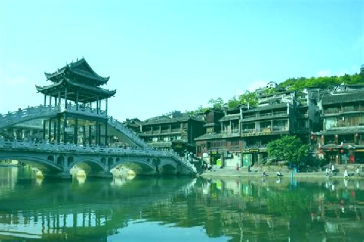 Riley, 39 — Escort in Fengyu, China