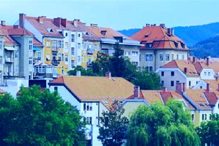 Riley, 39 — Escort in Makole, Slovenia