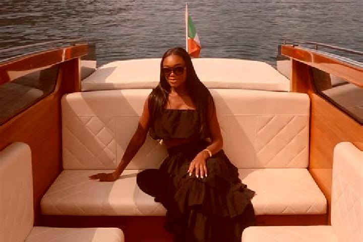 Rose, 20 — Escort in Brenna, Italy