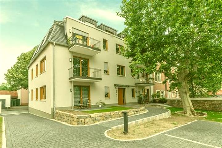 Rose, 20 — Escort in Busenwurth, Germany
