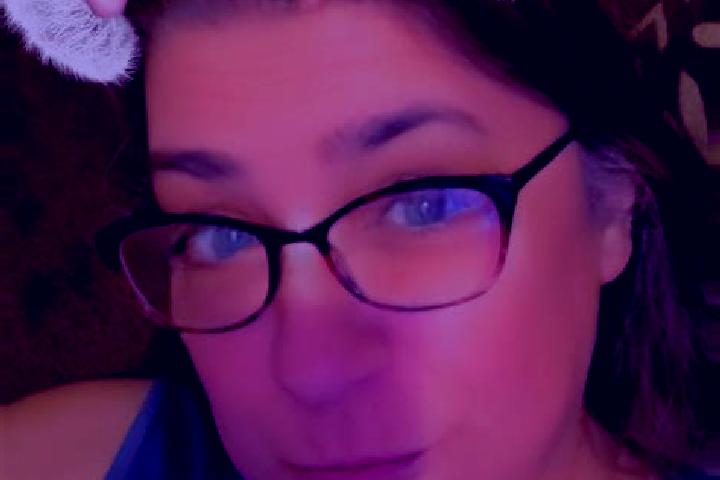 Rose, 20 — Escort in Colchester, Canada