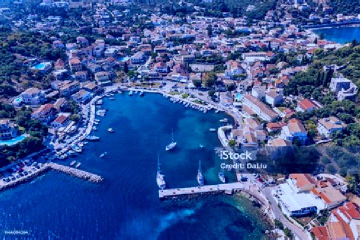 Rose, 20 — Escort in Kassiopi, Greece