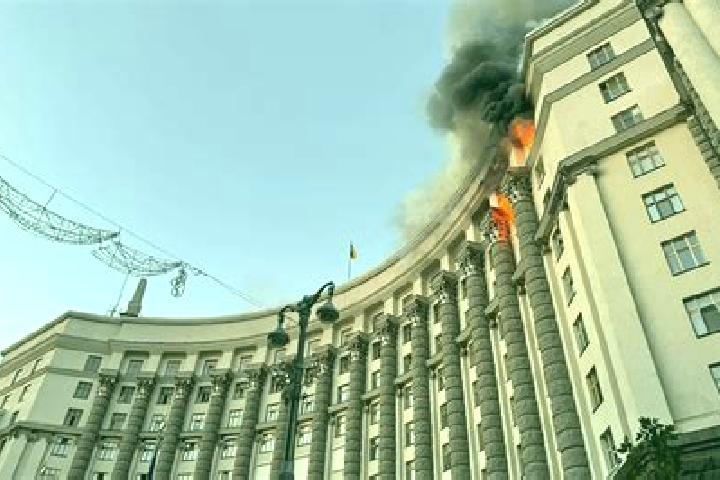 Rose, 20 — Escort in Kostylivka, Ukraine