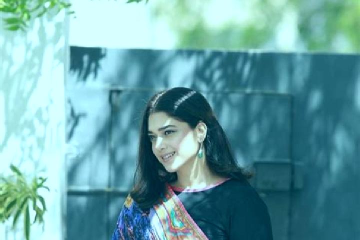 Rose, 20 — Escort in Manjhand, Pakistan