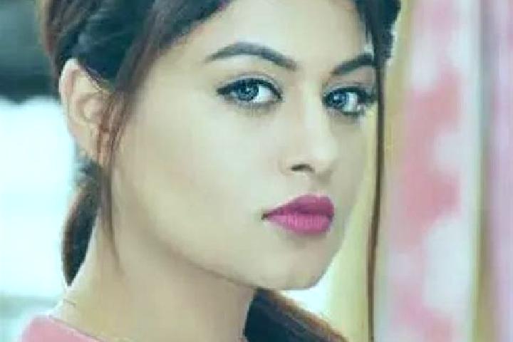 Rose, 20 — Escort in Nawal, Nepal