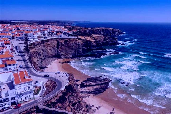 Rose, 20 — Escort in Zambujeira do Mar, Portugal