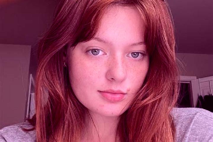 Rose, 21, a auburn amber-eyed indian companion based in Kyyanytsya. Offering CIM, Erotic Massage, A-Level. Available for incall and outcall, day and evening ...