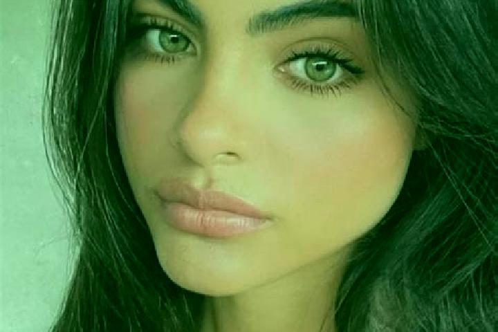 Rose, 21, a brunette dark-eyed middle eastern companion based in Lastovo. Offering 69, Fetish, Domination. Available for incall and outcall, overnight bookin...