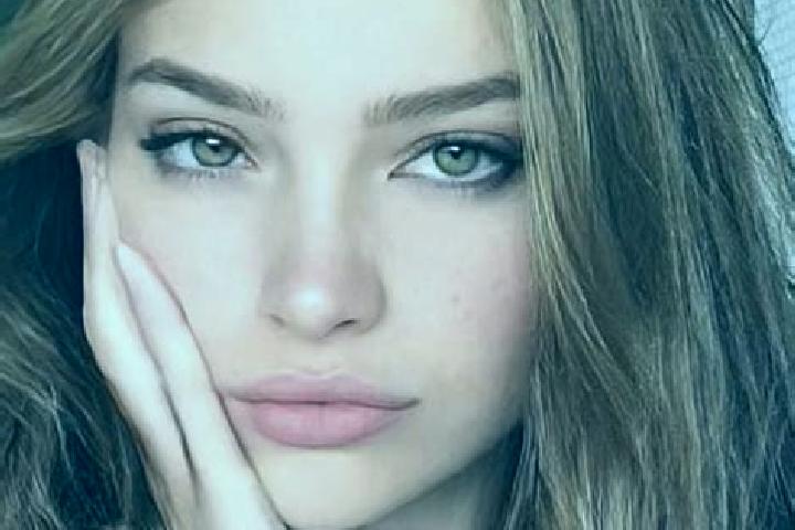 Rose, 21, a dark blonde hazel-eyed slavic companion based in Eaglesfield. Offering Tantra, GFE, A-Level, CIM. Available for incall and outcall, day and eveni...