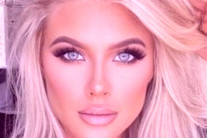 Rose, 21, a platinum blonde hazel-eyed middle eastern companion based in Agua Senora. Offering Fetish, Massage, Prostate Massage, Striptease. Available for i...