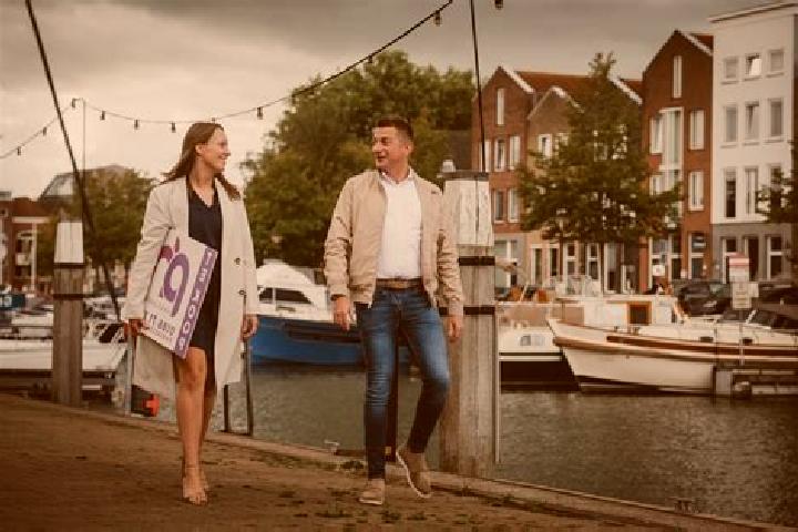 Rose, 21 — Escort in Heesterakker, Netherlands