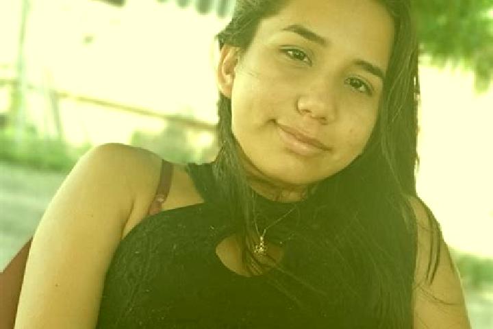 Rose, 21 — Escort in Itaberaba, Brazil