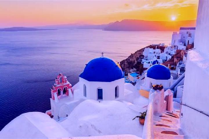 Rose, 21 — Escort in Loudias, Greece