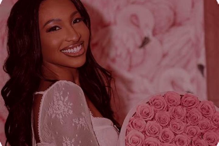 Rose, 21 — Escort in New Burlington, United States