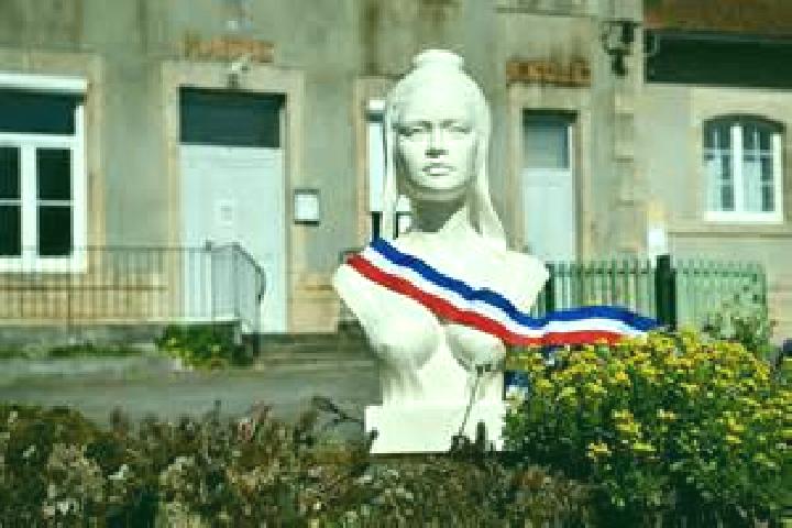 Rose, 21 — Escort in Ramonchamp, France