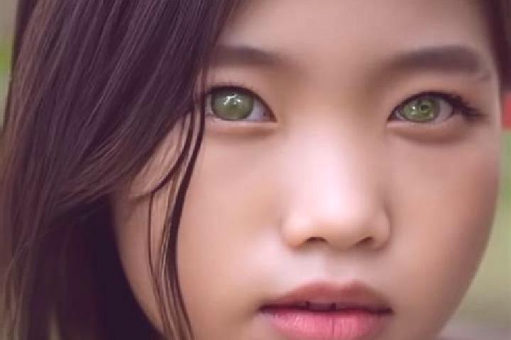 Rose, 22, a auburn green-eyed asian companion based in Bezenjan. Offering Prostate Massage, Travel Companion, Massage, CIM. Available for incall and outcall,...