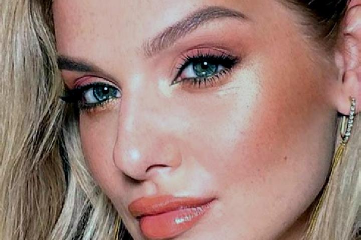 Rose, 22, a dark blonde green-eyed mediterranean companion based in Icaraima. Offering Domination, Striptease, 69, Deep French Kissing. Available for incall ...