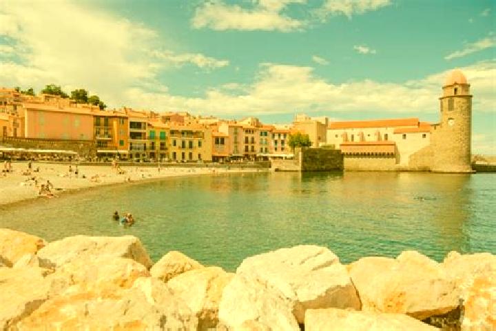 Rose, 22 — Escort in Collioure, France
