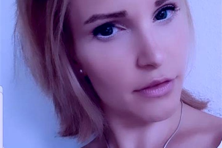 Rose, 22 — Escort in Fonda, United States
