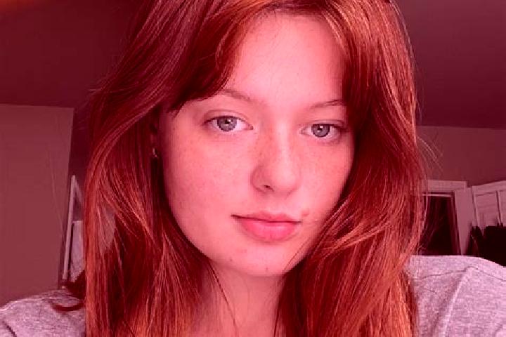 Rose, 23, a chestnut amber-eyed caucasian companion based in North English. Offering Domination, Deep French Kissing, Erotic Massage. Available for incall an...
