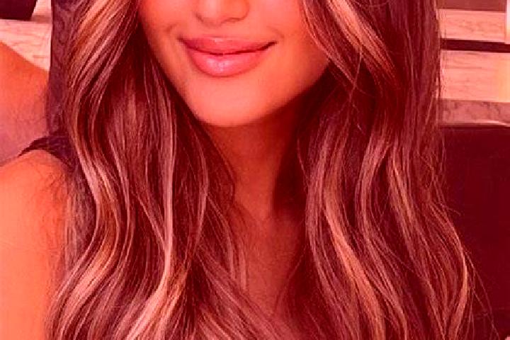 Rose, 23, a dark blonde brown-eyed slavic companion based in Czernichow. Offering Prostate Massage, Couples, Massage, Erotic Massage. Available for incall an...