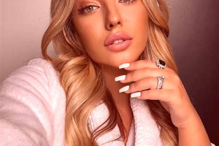 Rose, 23 — Escort in Brychkivka, Ukraine