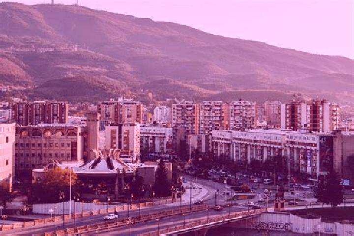 Rose, 23 — Escort in Desovo, North Macedonia
