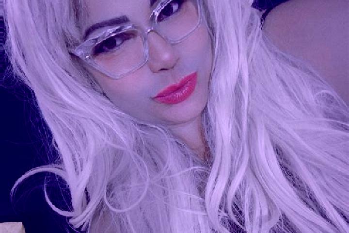 Rose, 23 — Escort in Esplanada, Brazil
