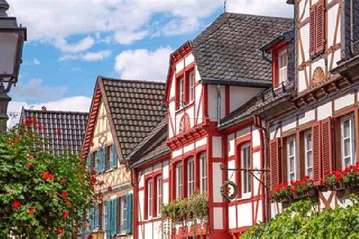 Rose, 23 — Escort in Geislingen an der Steige, Germany
