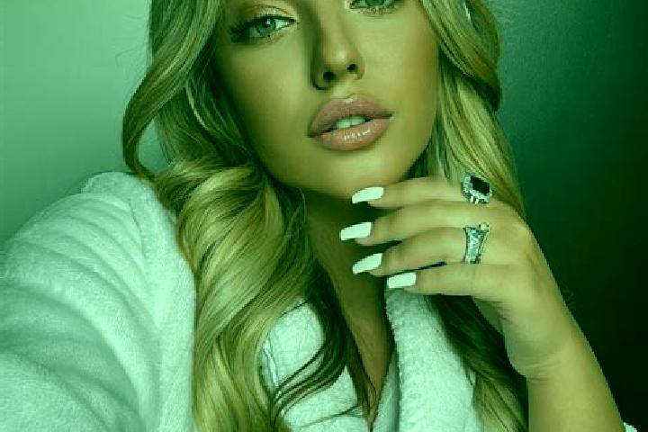 Rose, 23 — Escort in Horb, Ukraine