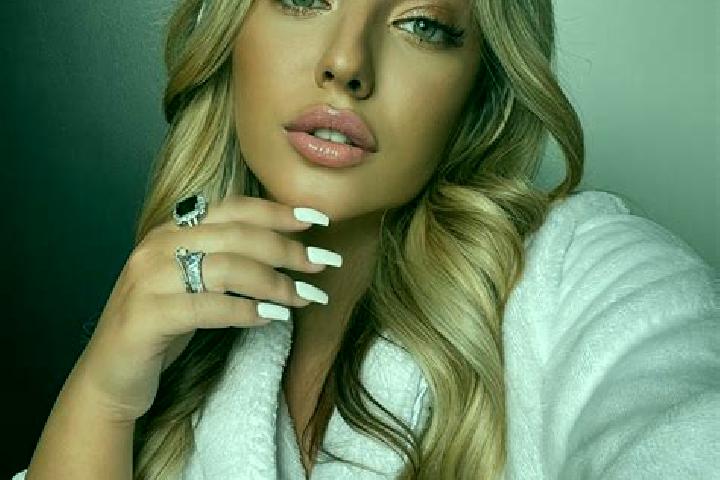 Rose, 23 — Escort in Kybliari, Ukraine