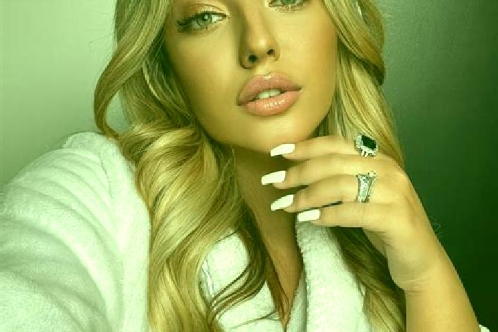 Rose, 23 — Escort in Rukshyn, Ukraine