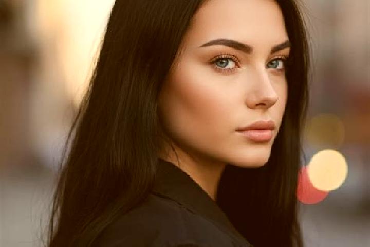Rose, 24, a black blue-eyed latina companion based in Triengen. Offering Tantra, Deep French Kissing, 69, Domination, Dinner Date. Available for incall and o...