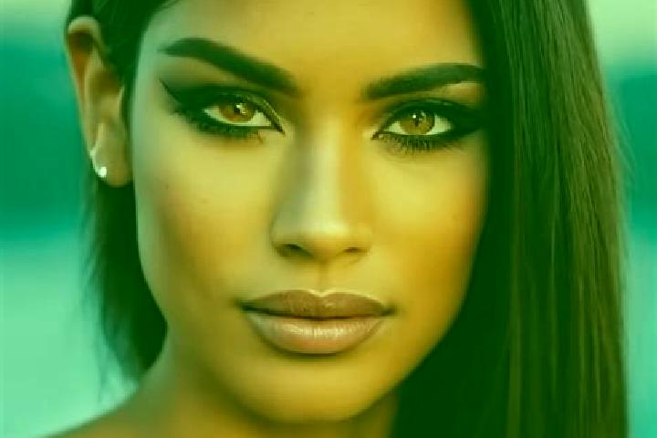 Rose, 24, a black brown-eyed latina companion based in Bluewater. Offering Tantra, Dinner Date, CIM. Available for incall and outcall, day and evening dates.