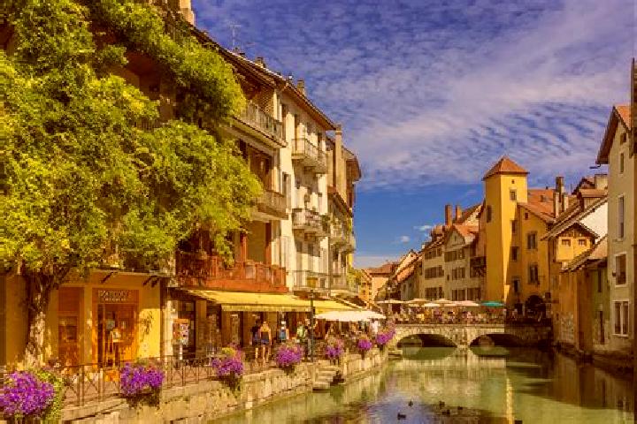 Rose, 24 — Escort in Aime, France
