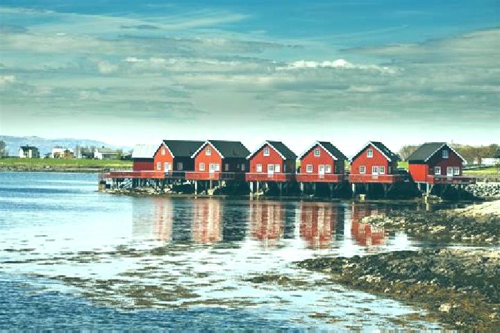 Rose, 24 — Escort in Brekstad, Norway