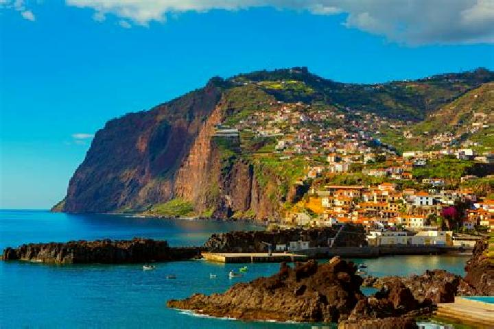 Rose, 24 — Escort in Camara de Lobos, Portugal