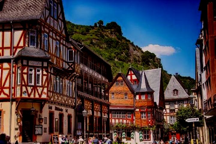 Rose, 24 — Escort in Greffern, Germany