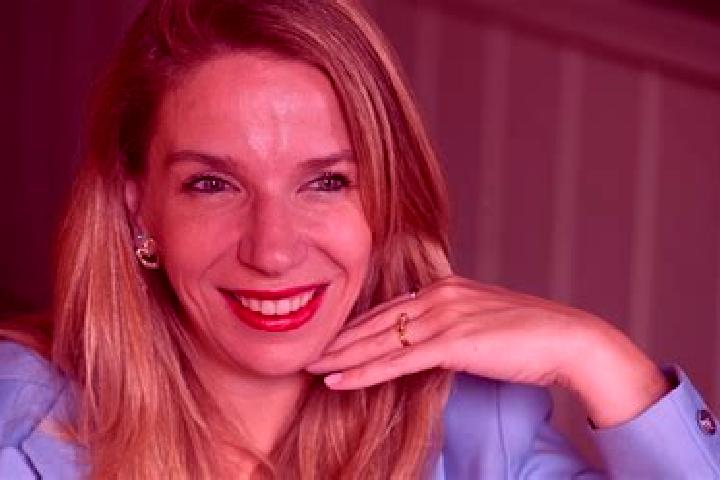 Rose, 24 — Escort in Schermen, Germany
