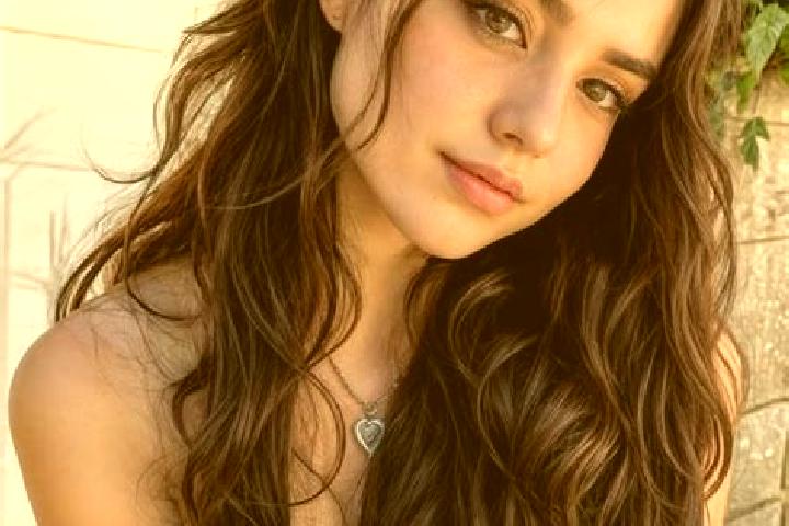 Rose, 25, a auburn hazel-eyed slavic companion based in Le Pouget. Offering CIM, Overnight, Dinner Date. Available for incall and outcall, overnight bookings...