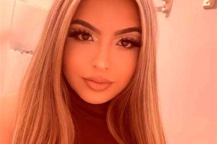 Rose, 25, a blonde brown-eyed latina companion based in Khorishky. Offering Domination, GFE, CIM. Available for incall and outcall, overnight bookings availa...