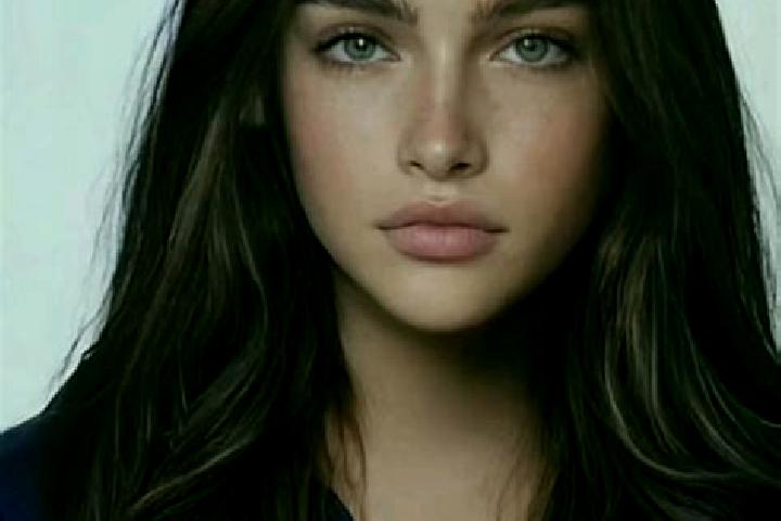 Rose, 25, a brunette blue-eyed european companion based in Quicunzo. Offering Massage, Roleplay, Deep French Kissing, Couples. Available for incall and outca...