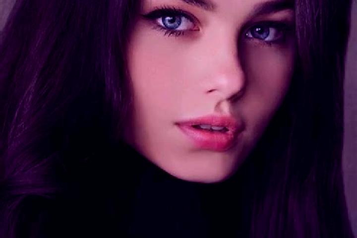 Rose, 25, a brunette dark-eyed caucasian companion based in Malyye Derbety. Offering BDSM, Fetish, Domination. Available for incall and outcall, day and even...