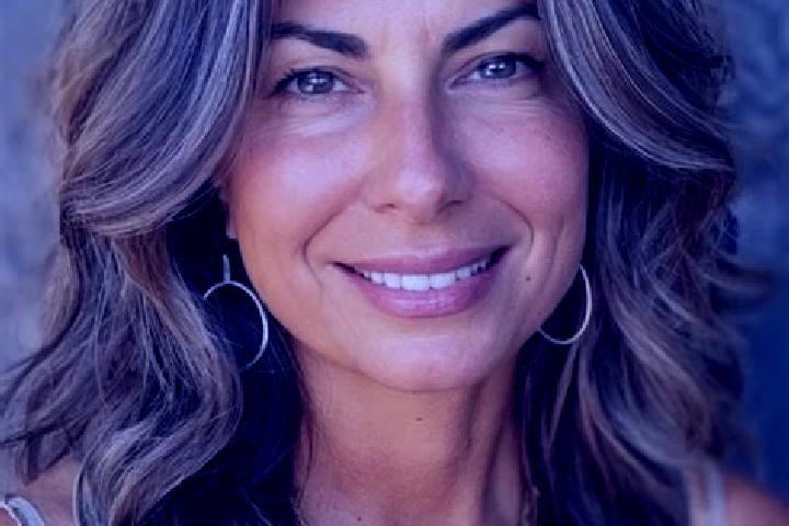 Rose, 25, a brunette grey-eyed latina companion based in Dolishniy Shepit. Offering Prostate Massage, Fetish, Domination, Girlfriend Experience. Available fo...