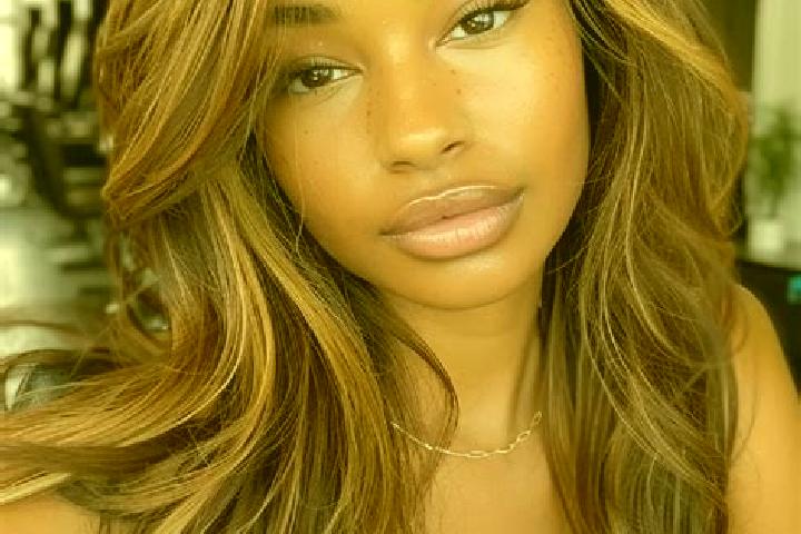 Rose, 25, a dark blonde brown-eyed indian companion based in Bosfontein. Offering A-Level, Dinner Date, BDSM, Travel Companion. Available for incall and outc...