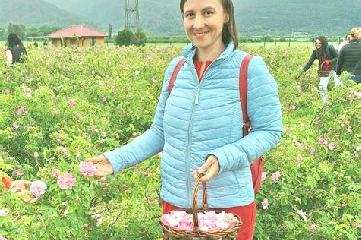 Rose, 25 — Escort in Afumati, Romania